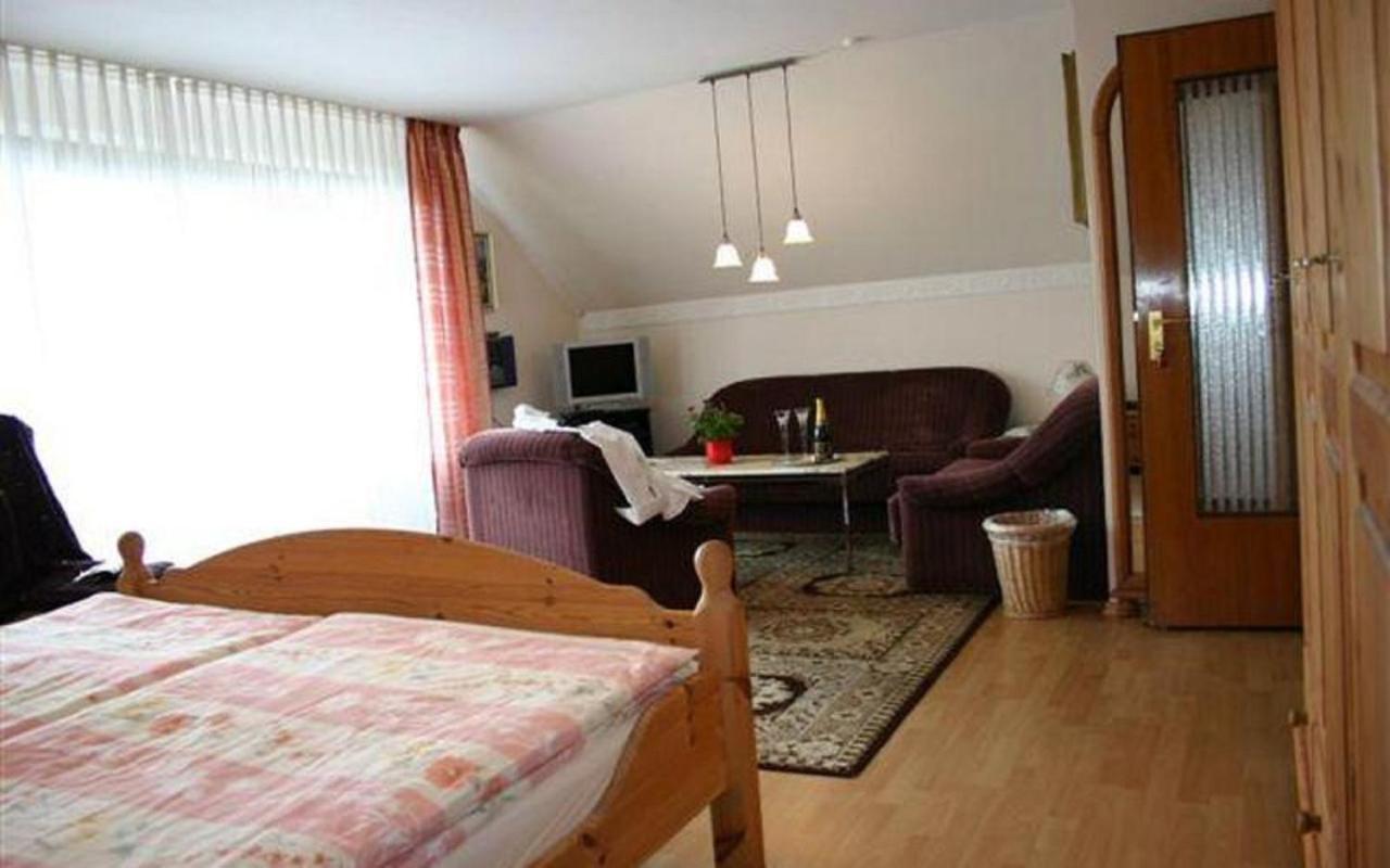 Pension Haus Zum Schlehenberg Bayreuth Esterno foto